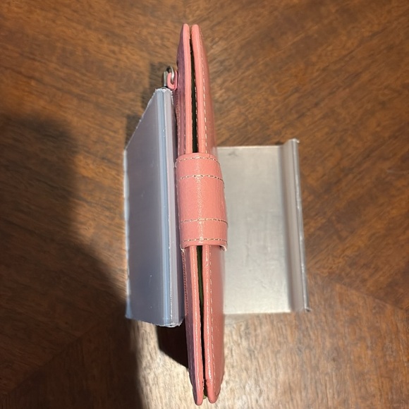 Fossil  wallet  billfold  card holder checkbook cover  leather  pink smooth NWOT - Picture 3 of 15